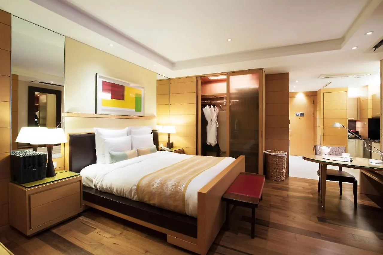 Marriott Executive Apartment Seúl 5*,